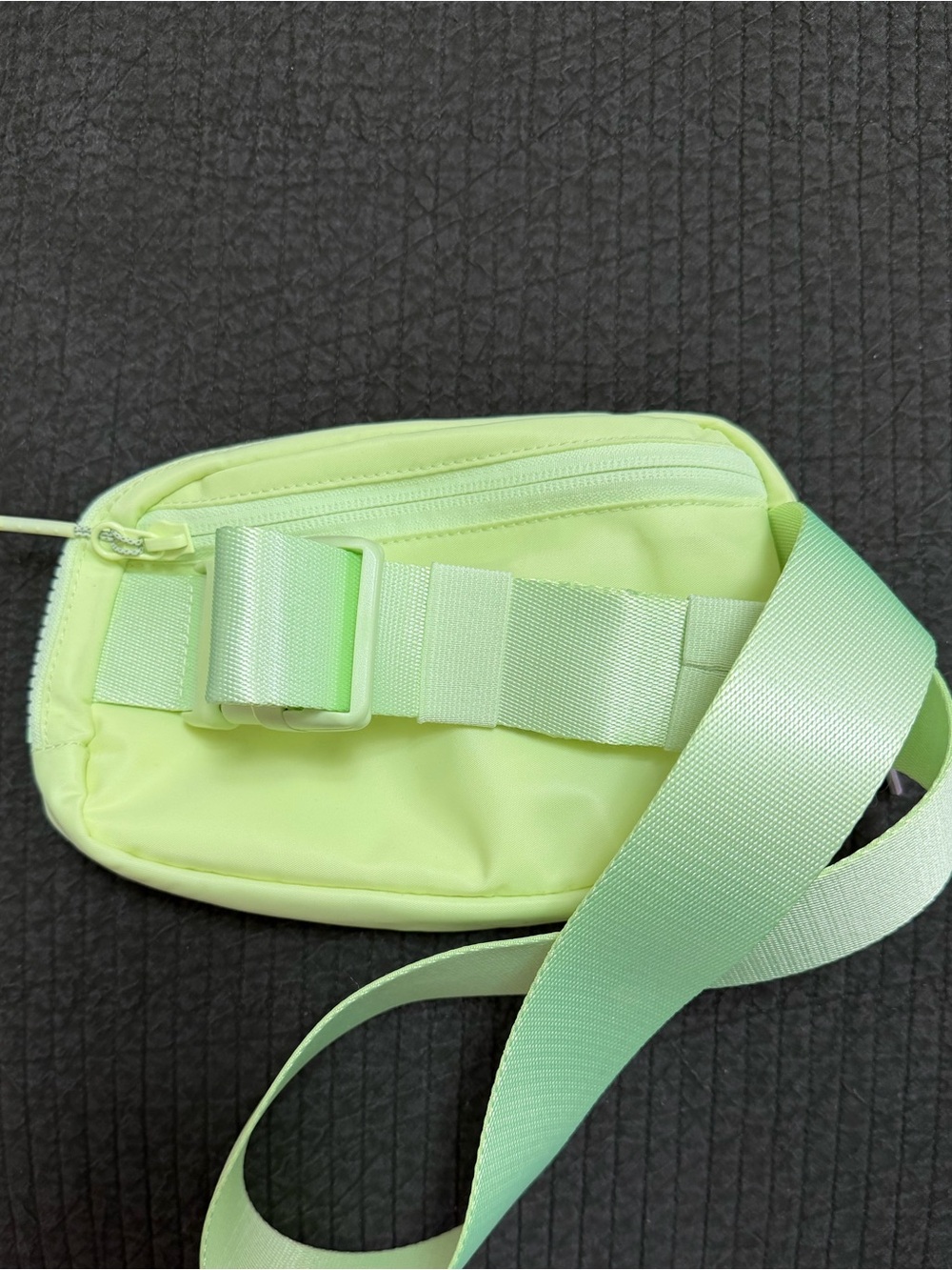 lululemon athletica neon lime belt bag - Picture 2 of 2